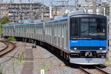 東武鉄道  60000系 61617F