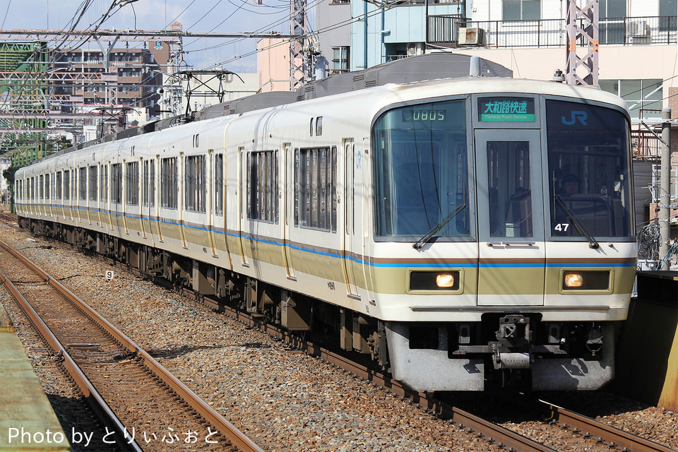 JR西221系NB803編成の写真