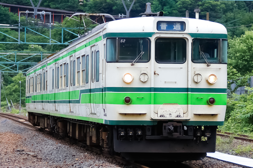 JR東115系ニイS2編成<br class="br-sp" />(ニイS2)の写真