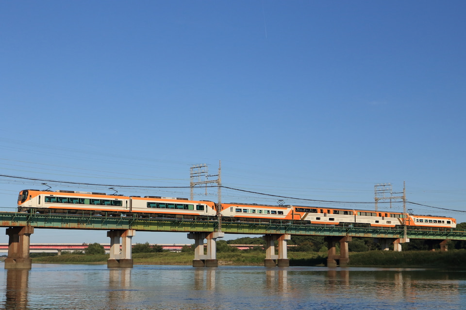 近鉄22600系AT52の写真