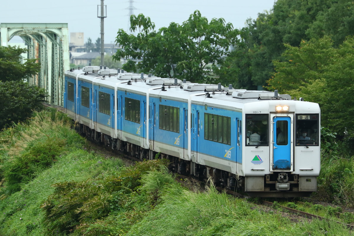 JR東日本 山形新幹線車両センター キハ101形 