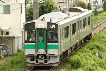 JR東日本 山形新幹線車両センター 701系 Z-2編成