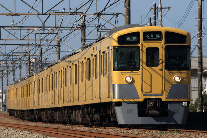 新宿線車両所玉川上水車両基地2000系2511Fを狭山市～新狭山間で撮影した写真