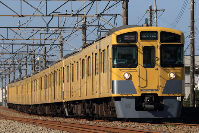 新宿線車両所南入曽車両基地2000系2457Fを狭山市～新狭山間で撮影した写真