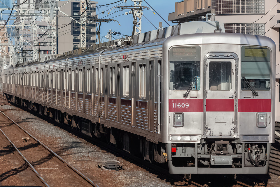 東武10000系11609F<br class="br-sp" />(11609編成)の写真