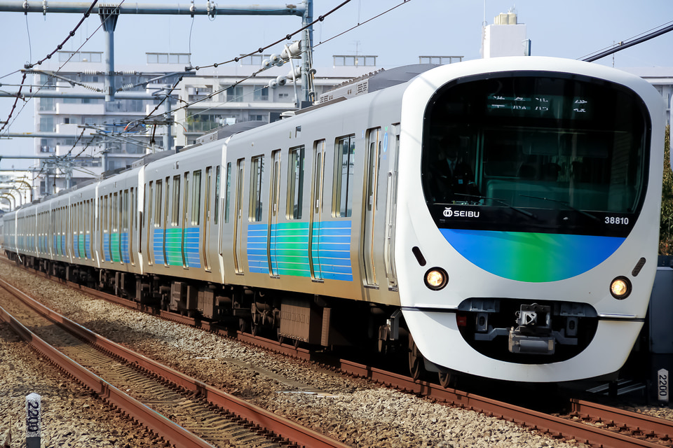 西武30000系38110F<br class="br-sp" />(38110編成)の写真