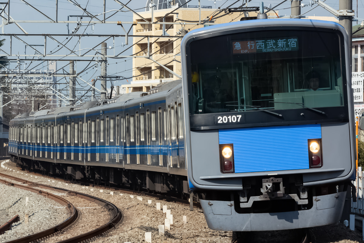 西武鉄道  20000系 20107F