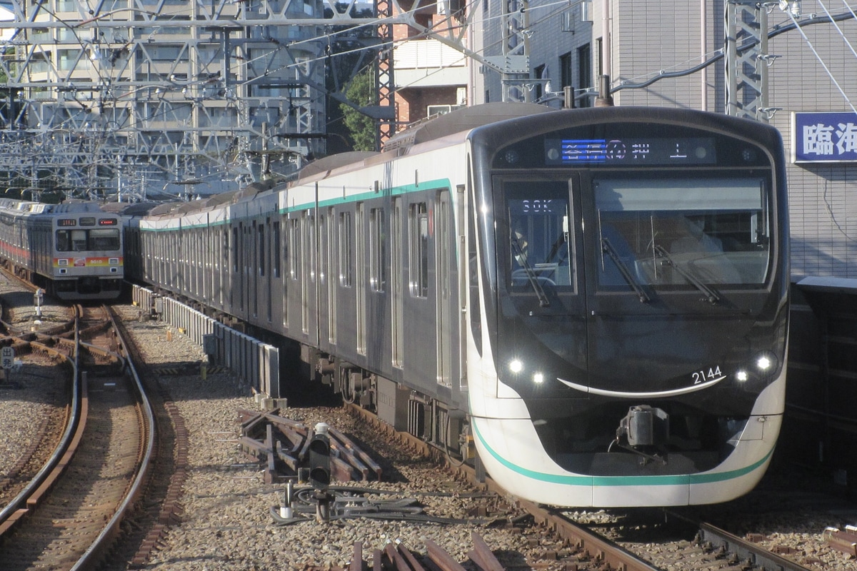 東急電鉄 長津田検車区 2020系 2144F