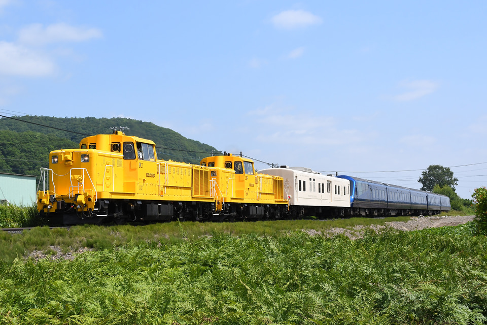 JR北DE15形DE15-1542の写真