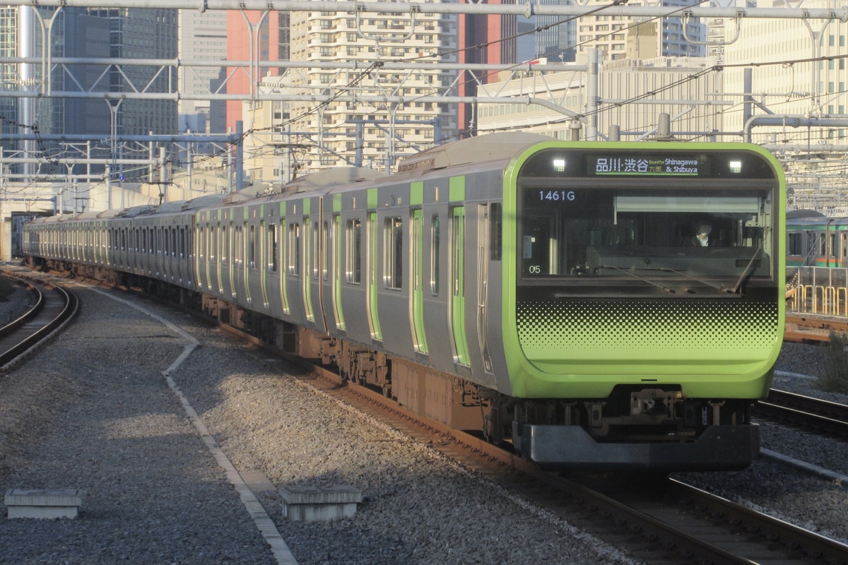 JR東日本 東京総合車両センター本区 E235系 トウ05編成