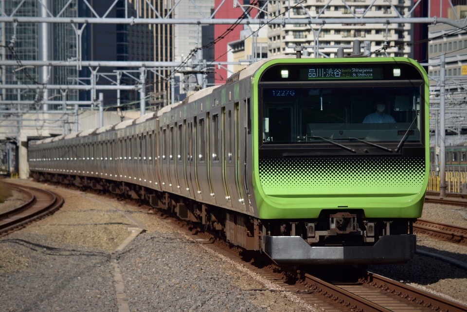 JR東E235系トウ41編成<br class="br-sp" />(トウ41)の写真