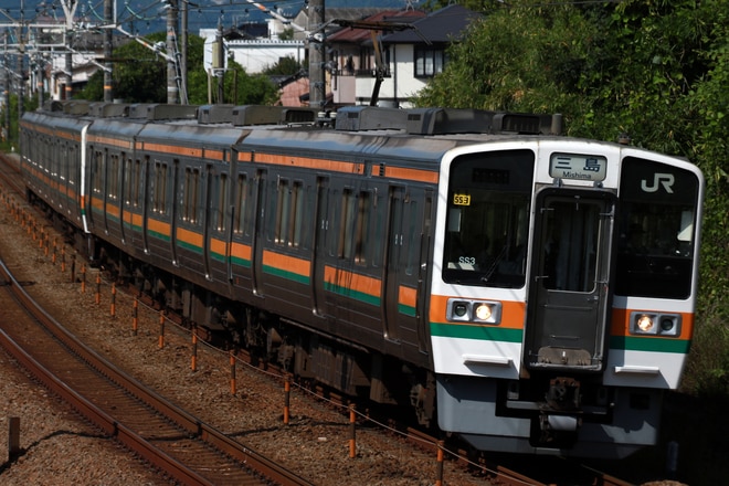 静岡車両区211系シスSS3編成を富士川～新蒲原間で撮影した写真