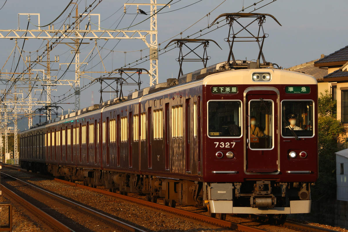 阪急電鉄 正雀車庫 7300系 7327×2R