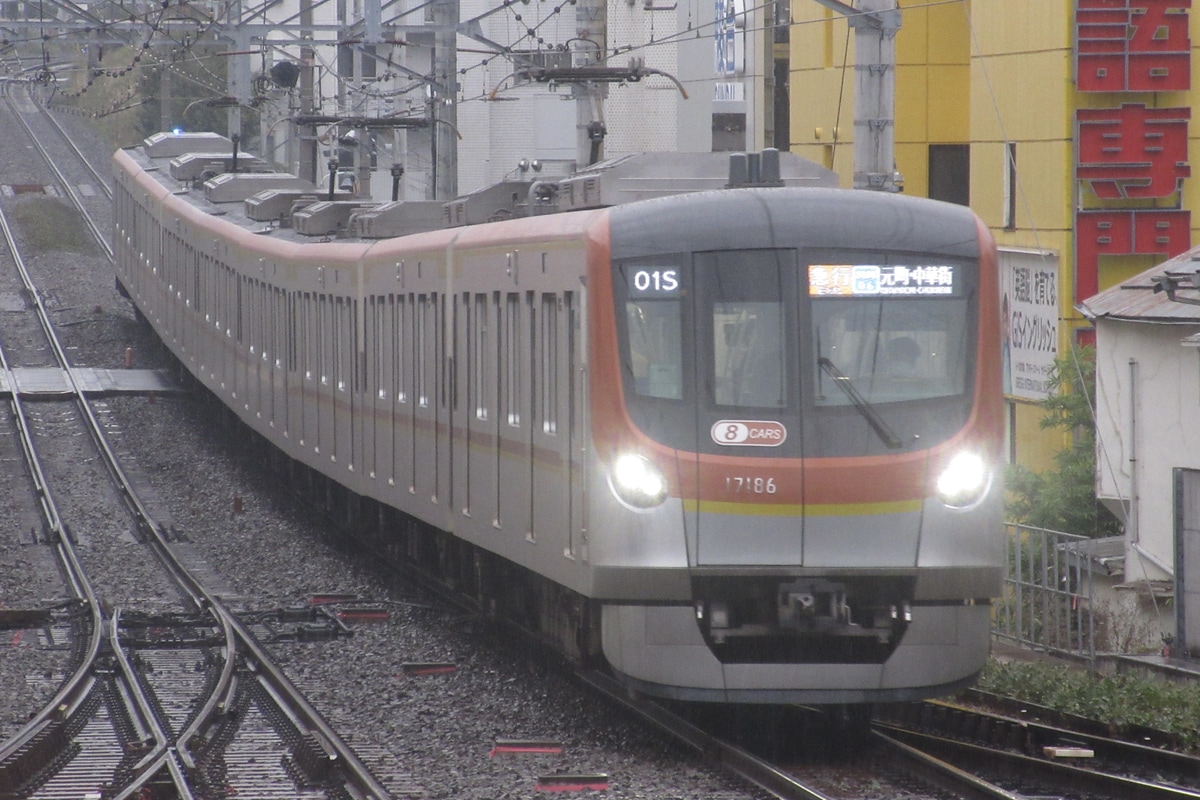 東京メトロ 和光検車区 17000系 17186F
