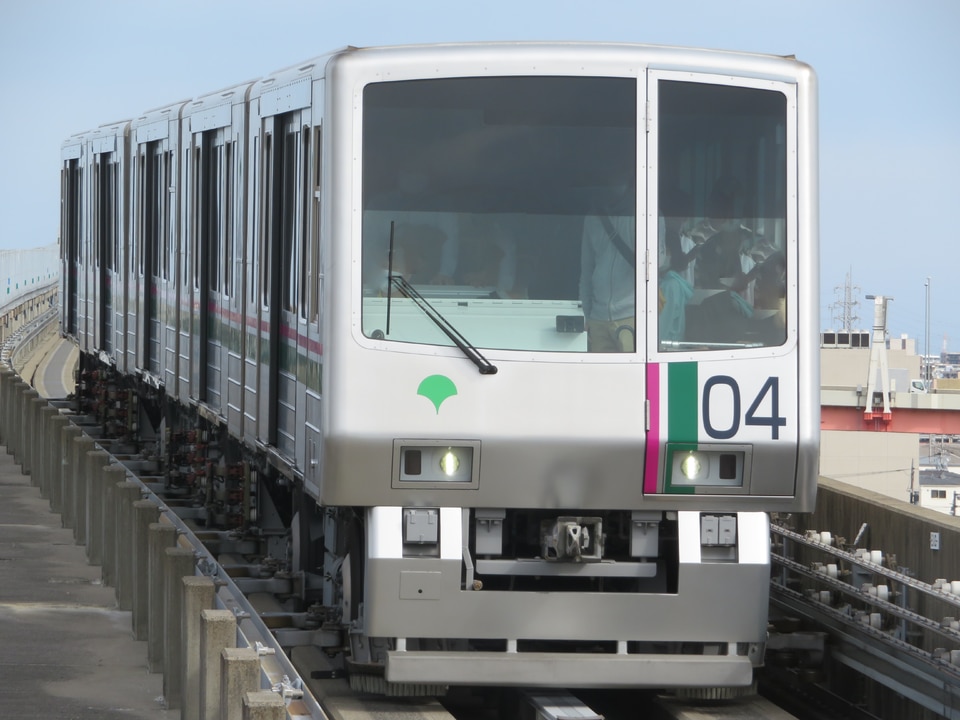 都営300形304F<br class="br-sp" />(304編成)の写真