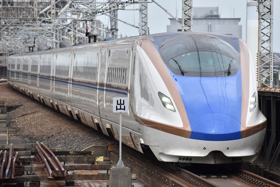 JR東E7系F4編成の写真