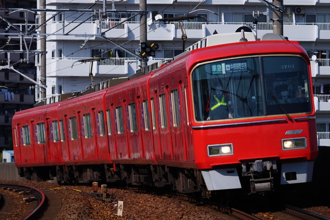 3700系3701Fを豊田本町駅で撮影した写真