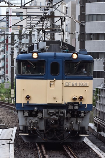 JR東日本 新潟車両センター EF64 EF64-1031