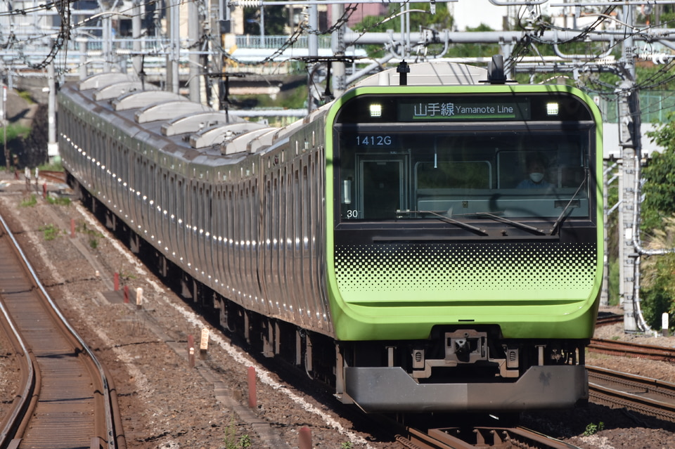 JR東E235系トウ30編成<br class="br-sp" />(トウ30)の写真