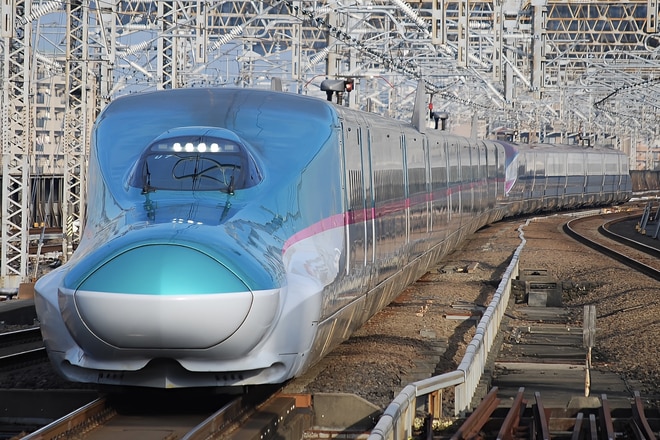 新幹線総合車両センターE5系U7編成を大宮駅で撮影した写真