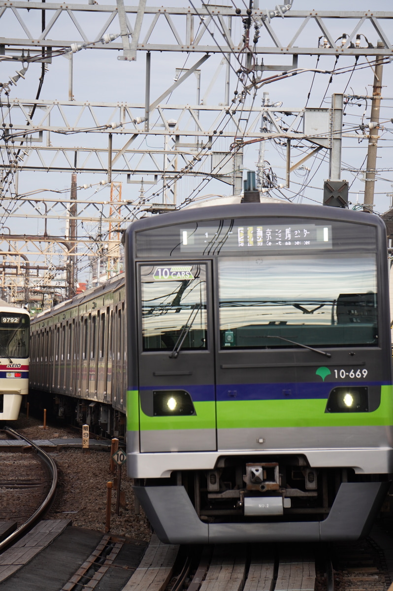 東京都交通局 大島車両検修場 10-300形 10-660編成