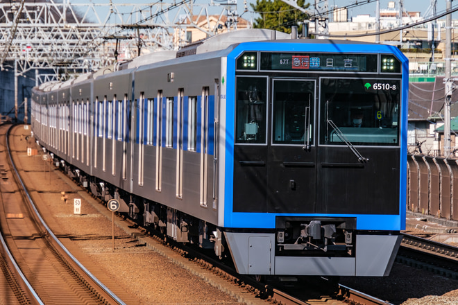 志村車両検修場6500形6510Fを多摩川駅で撮影した写真