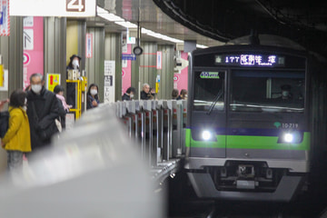 東京都交通局  10-300R形 