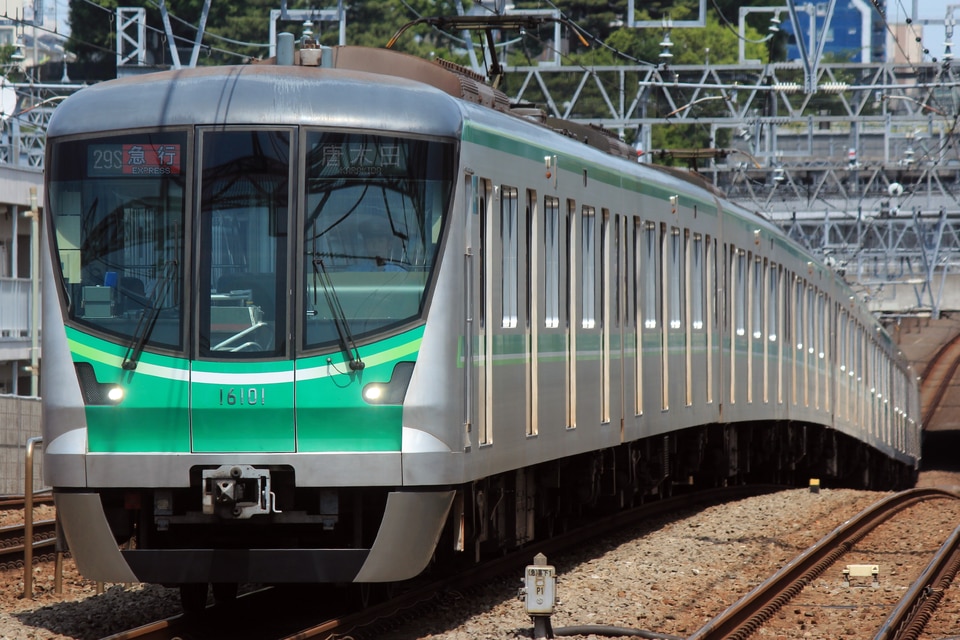 メトロ16000系16101F<br class="br-sp" />(16101編成)の写真