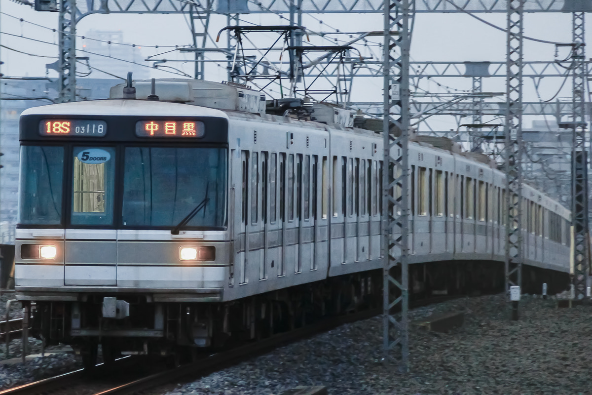 東京メトロ  03系 03-118F