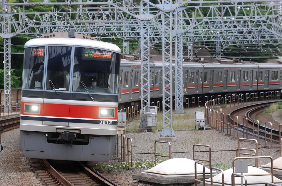東急3000系3012Fの写真