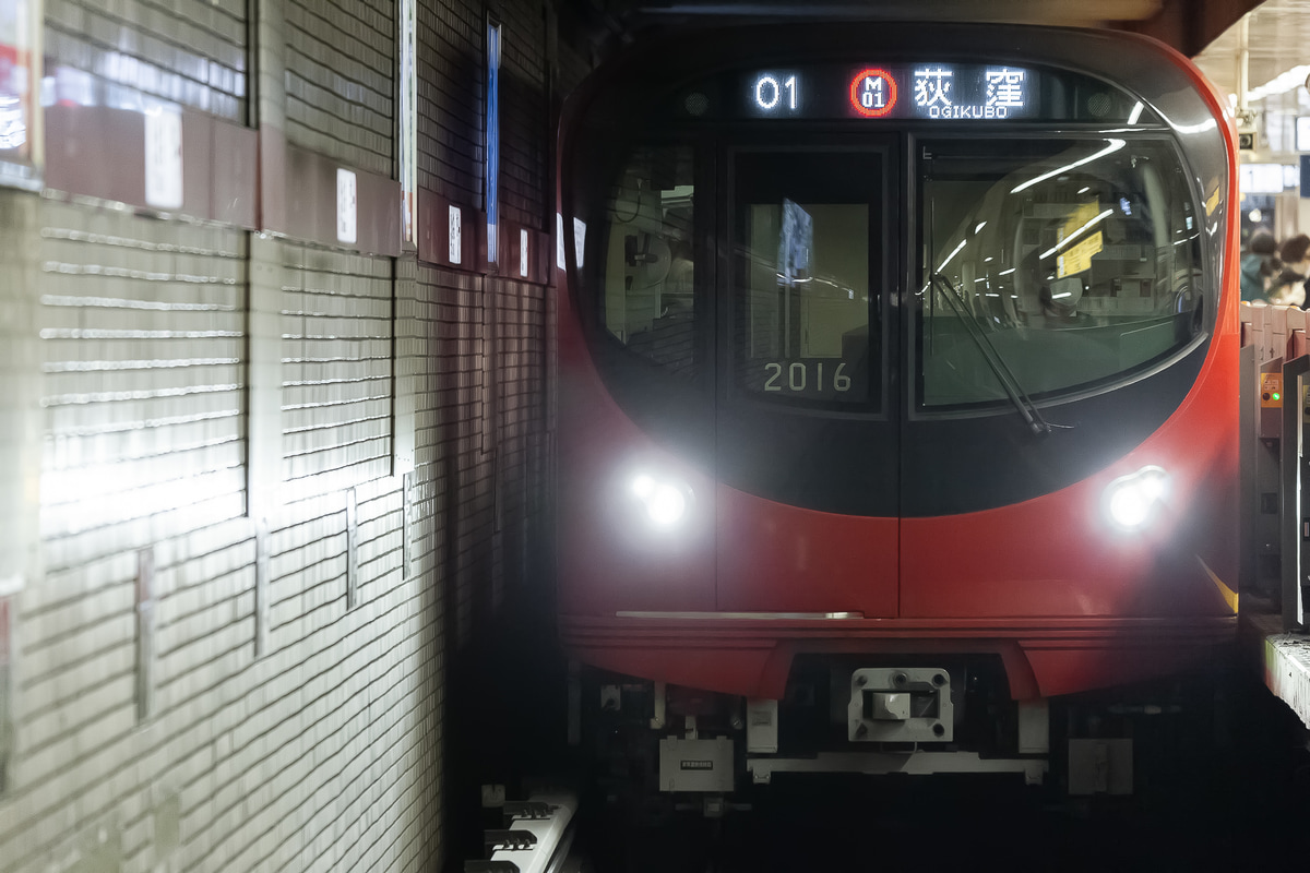 東京メトロ  2000系 2116F