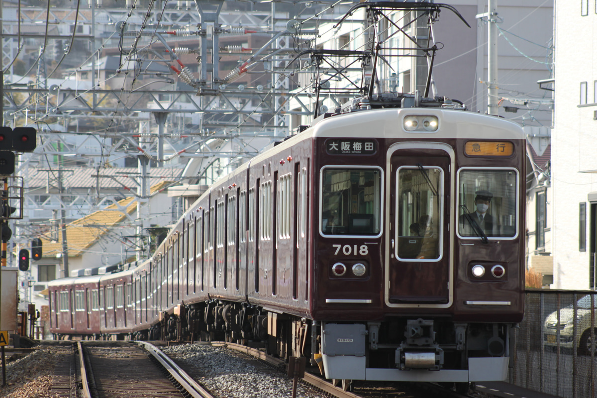 阪急電鉄 平井車庫 7000系 7018F