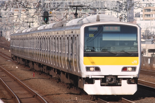 三鷹車両センターE231系A523編成を西荻窪駅で撮影した写真