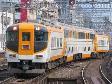 近畿日本鉄道 西大寺検車区 30000系 V02