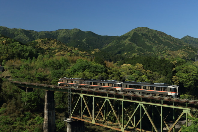 名古屋車両区キハ851110を三瀬谷～滝原間で撮影した写真