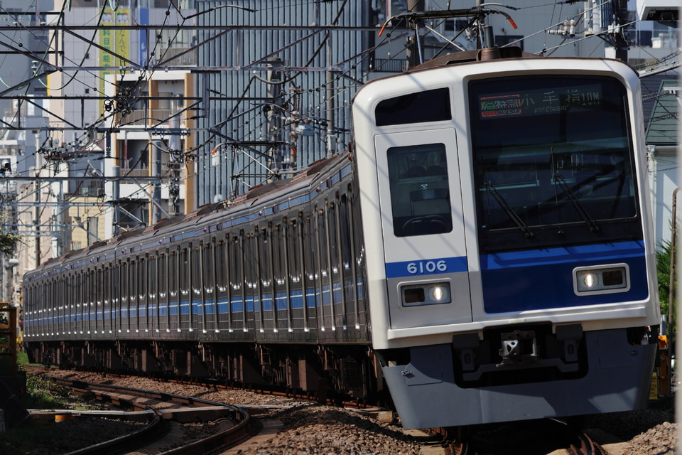 西武6000系6106F<br class="br-sp" />(6106編成)の写真