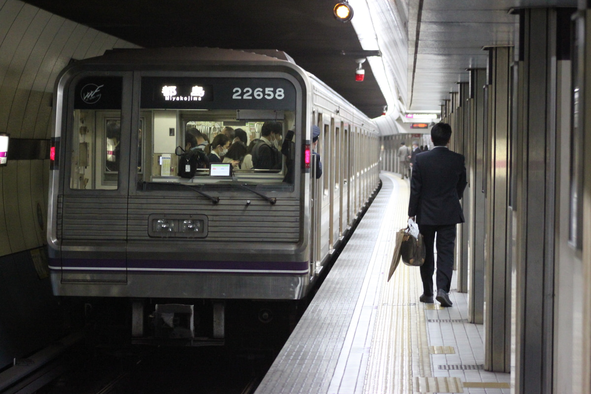 大阪市高速電気軌道 大日検車場 22系 22658F