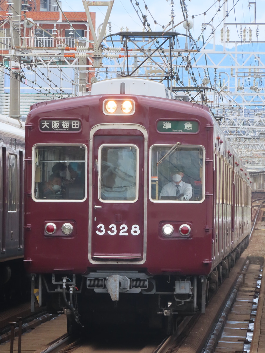 阪急電鉄  3300系 3328f
