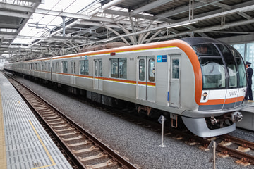 東京メトロ  10000系 10122F
