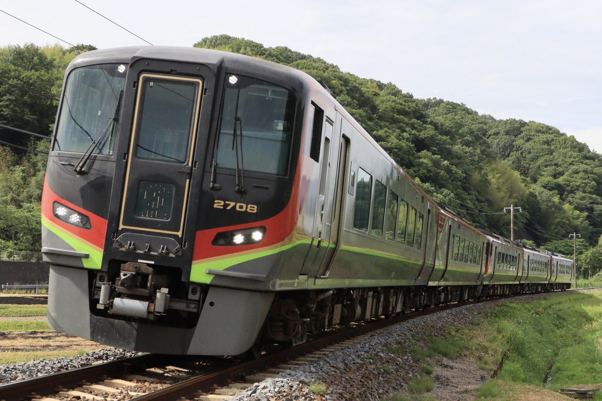 JR四国 高松運転所 2700系 2708