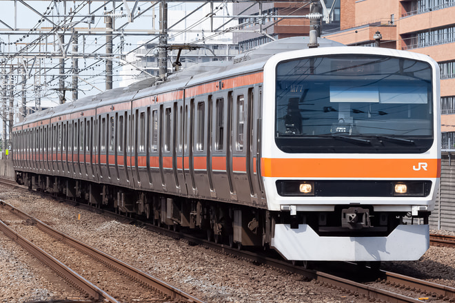 209系ケヨM77編成を新浦安駅で撮影した写真