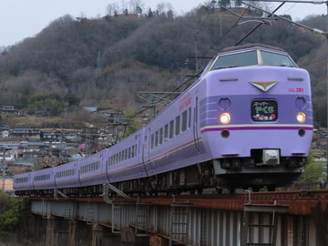 JR東日本  381系 