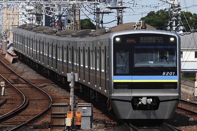 印旛車両基地9200形9201編成を京成高砂駅で撮影した写真