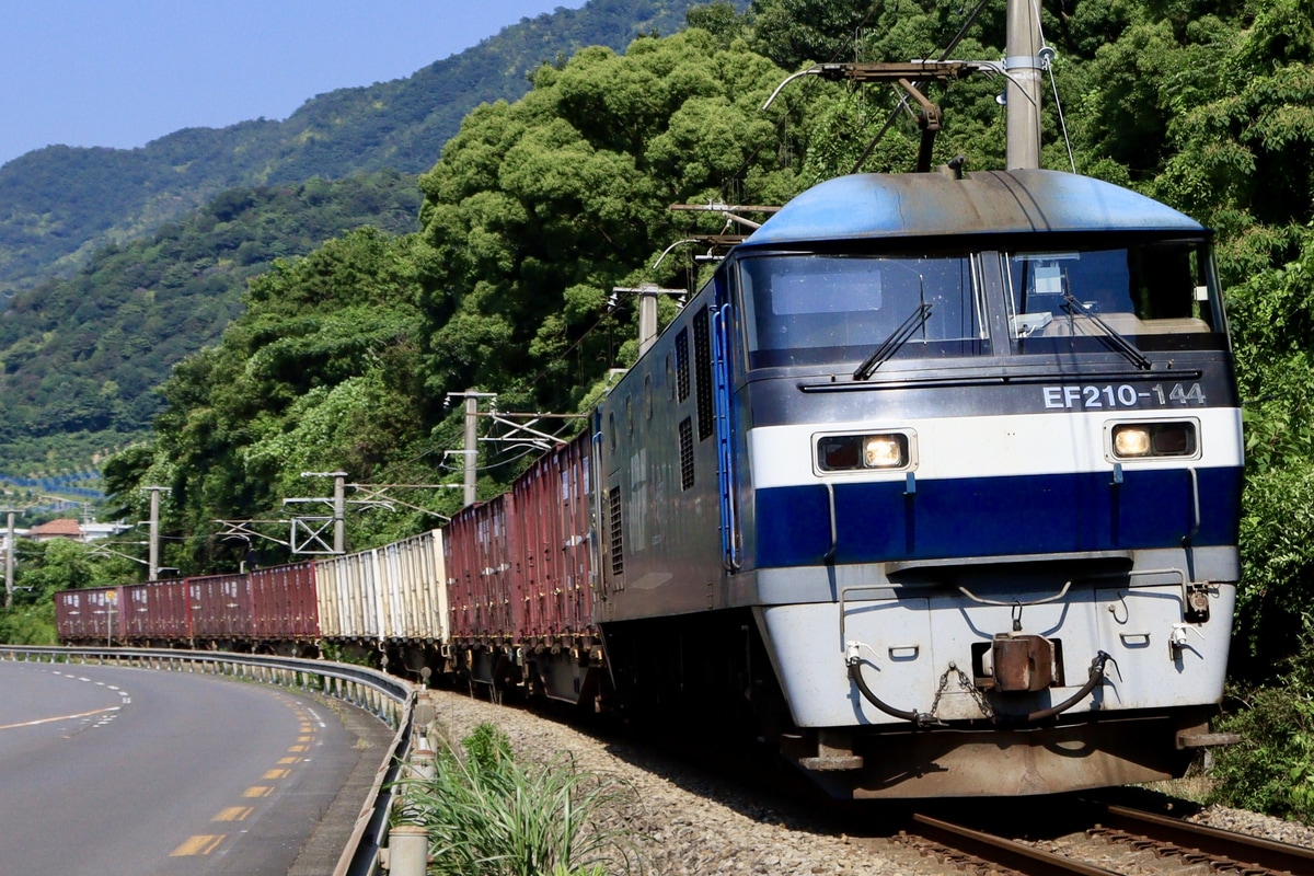 JR貨物 吹田機関区 EF210 144