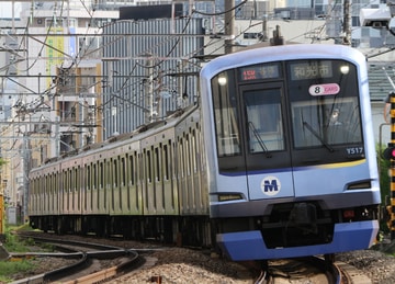 横浜高速鉄道  y500系 y517f