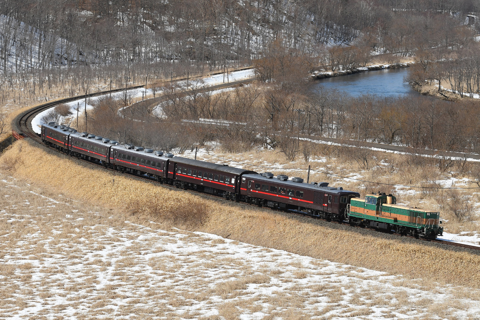 JR北DE10形DE10-1661の写真