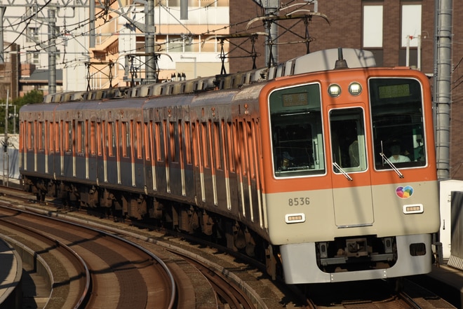 尼崎車庫8000系8235Fを鳴尾駅で撮影した写真