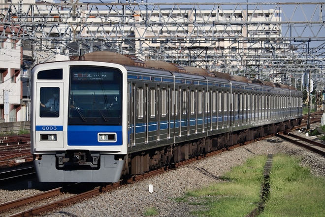 玉川上水車両基地6000系6103Fを新所沢駅で撮影した写真