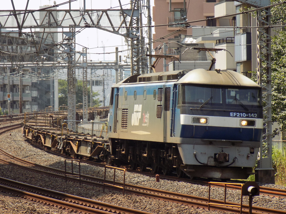 JR貨物 尾久車両センター EF210 142