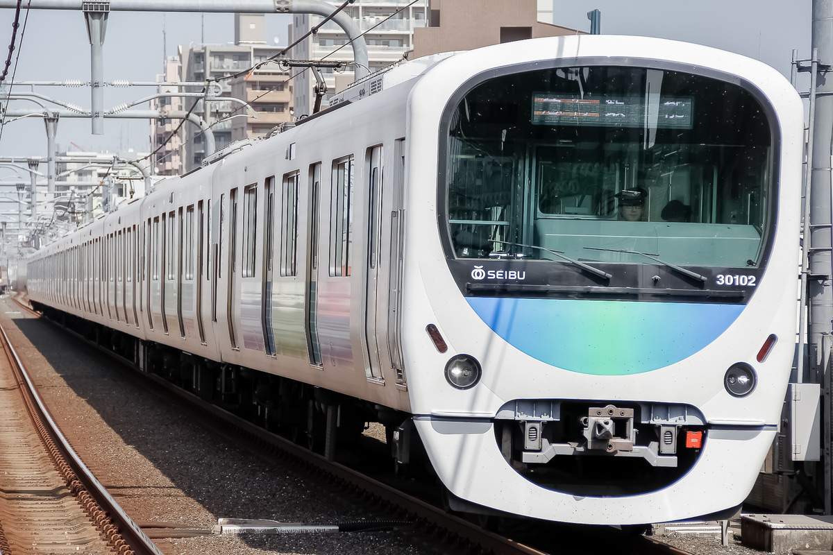 西武鉄道  30000系 30102F